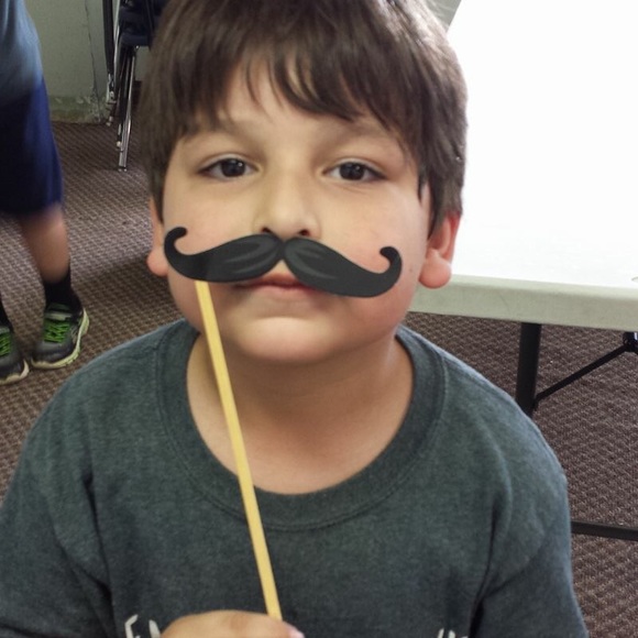 Meet your Posher, Stephanie - Picture 3 of 3